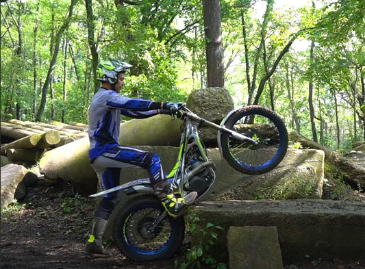 How to use Skid Plate in Moto Trials